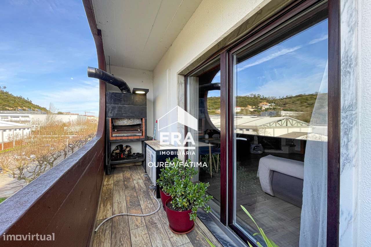 Apartamento T3+2 Duplex, com garagem fechada-32