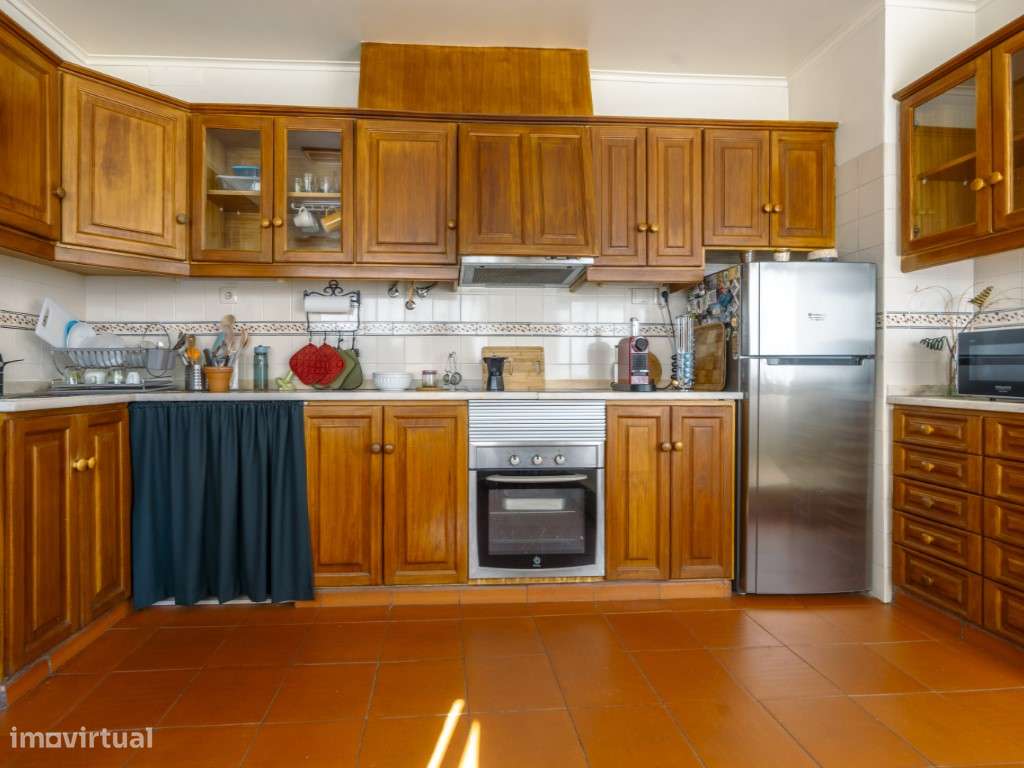 Apartamento T4 Duplex na Parede-29