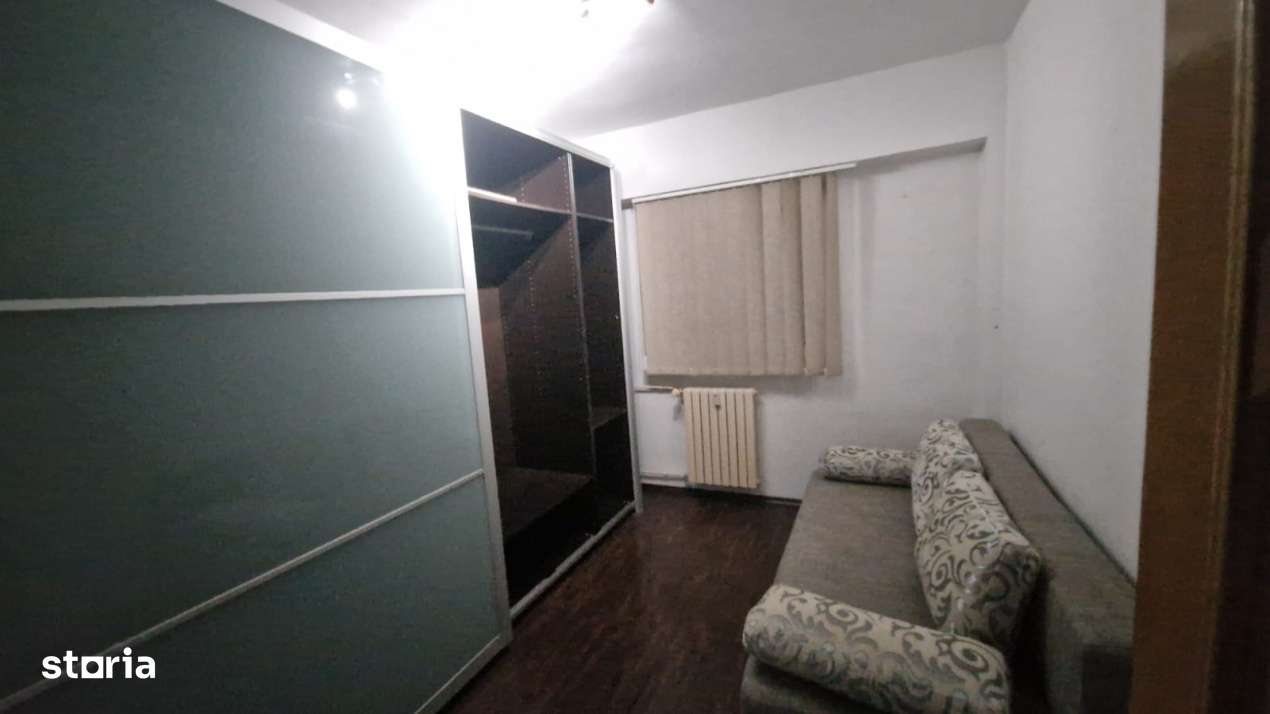 Apartament 3 camere, decomandat, 70mp, Calea Bucuresti, zona Electropu - Imagine principală: 5/9