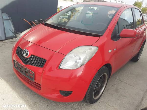 Motor Toyota Yaris 1.0 benzina - 2