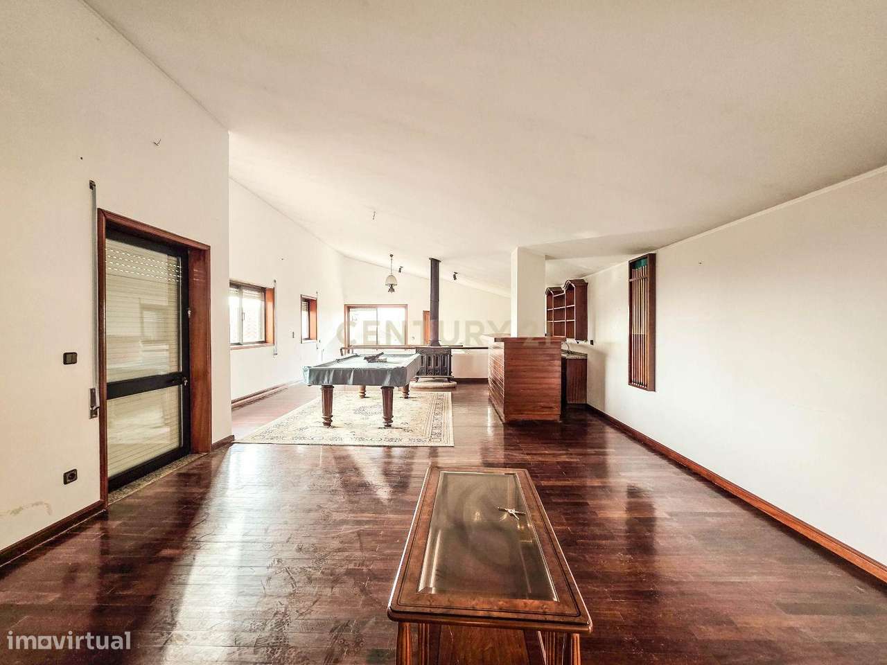 Moradia em Arcozelo — Elegância, Espaço e Proximidade ao Mar-24