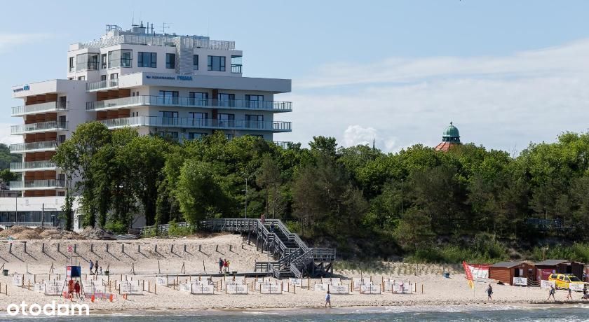 Lokal AQUAMARINA PRIMA przy molo i plaży z najemcą