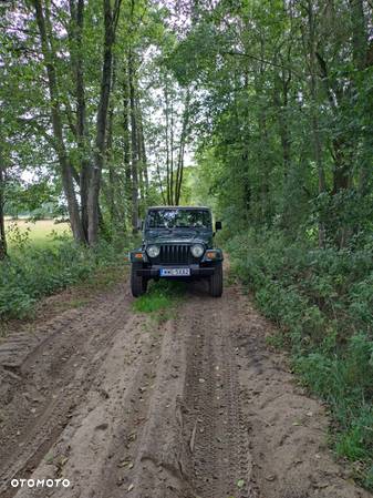 Jeep Wrangler 4.0 Sport - 16