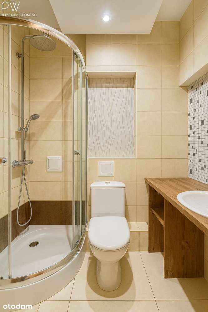 2  pokoje, dobra lokalizacja-9