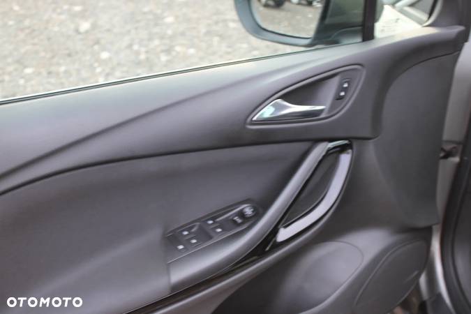 Opel Astra 1.6 D (CDTI) Automatik Dynamic - 19