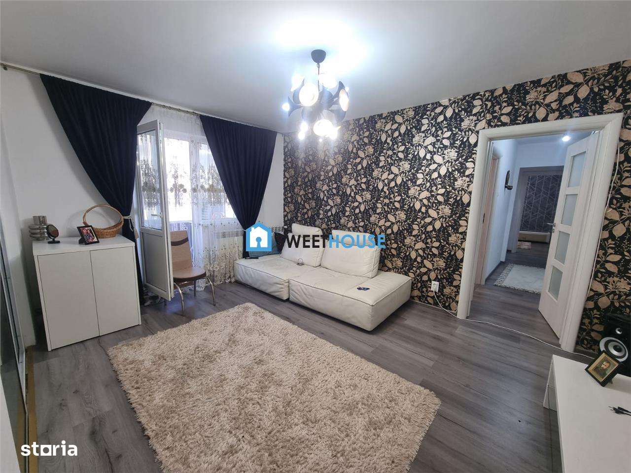 Apartament cu Trei Camere LUX-1