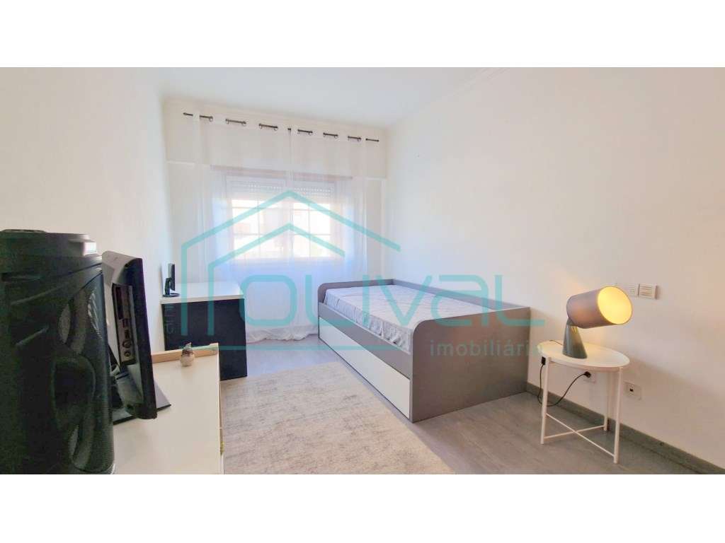 Apartamento T3 Porto Alto-17