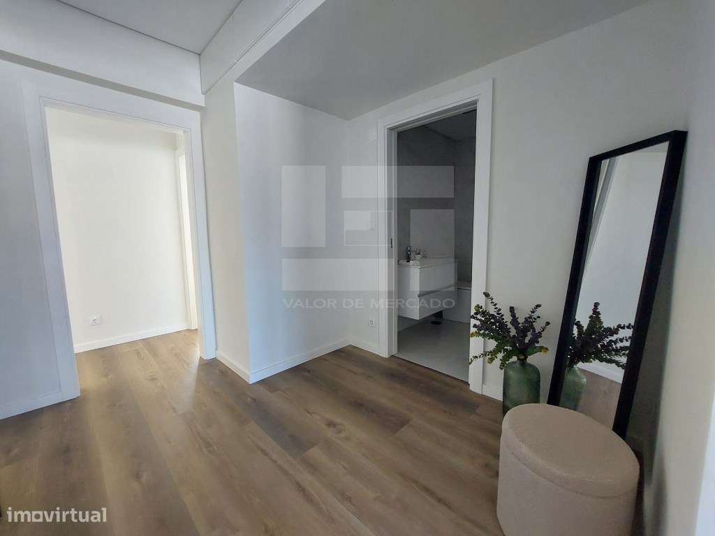 Apartamento T3 EM REMODELAÇÃO, 3º andar, Rua Engenheiro Nobre Guedes-18