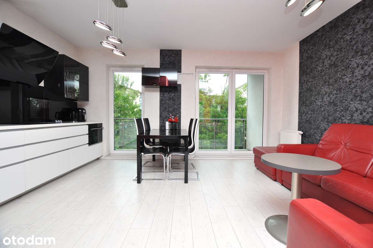 Duży balkon| Komórka lokatorska | OBOK DWORCA GŁÓWNEGO | Po remoncie-0