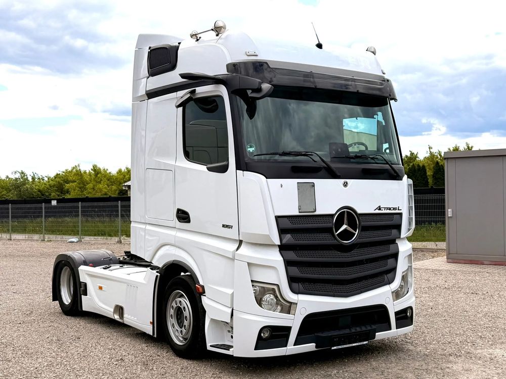 Mercedes-Benz Actros 2022