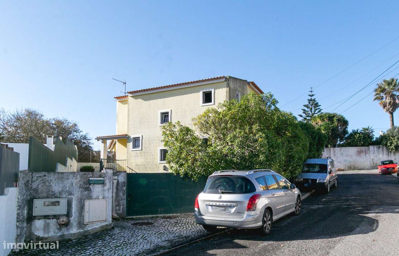 Moradia T5 com Piscina, Jardim e Garagem - Grande imagem: 4/59