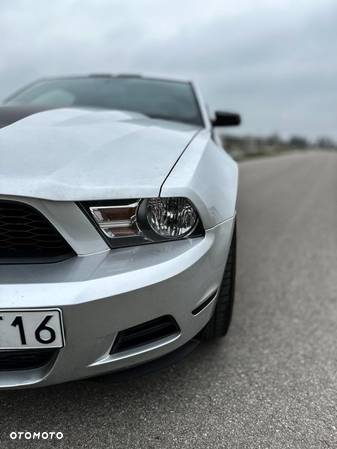 Ford Mustang 3.7 V6 - 12