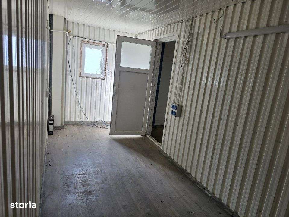 Hala cu porti sectionale - Imagine principală: 5/5