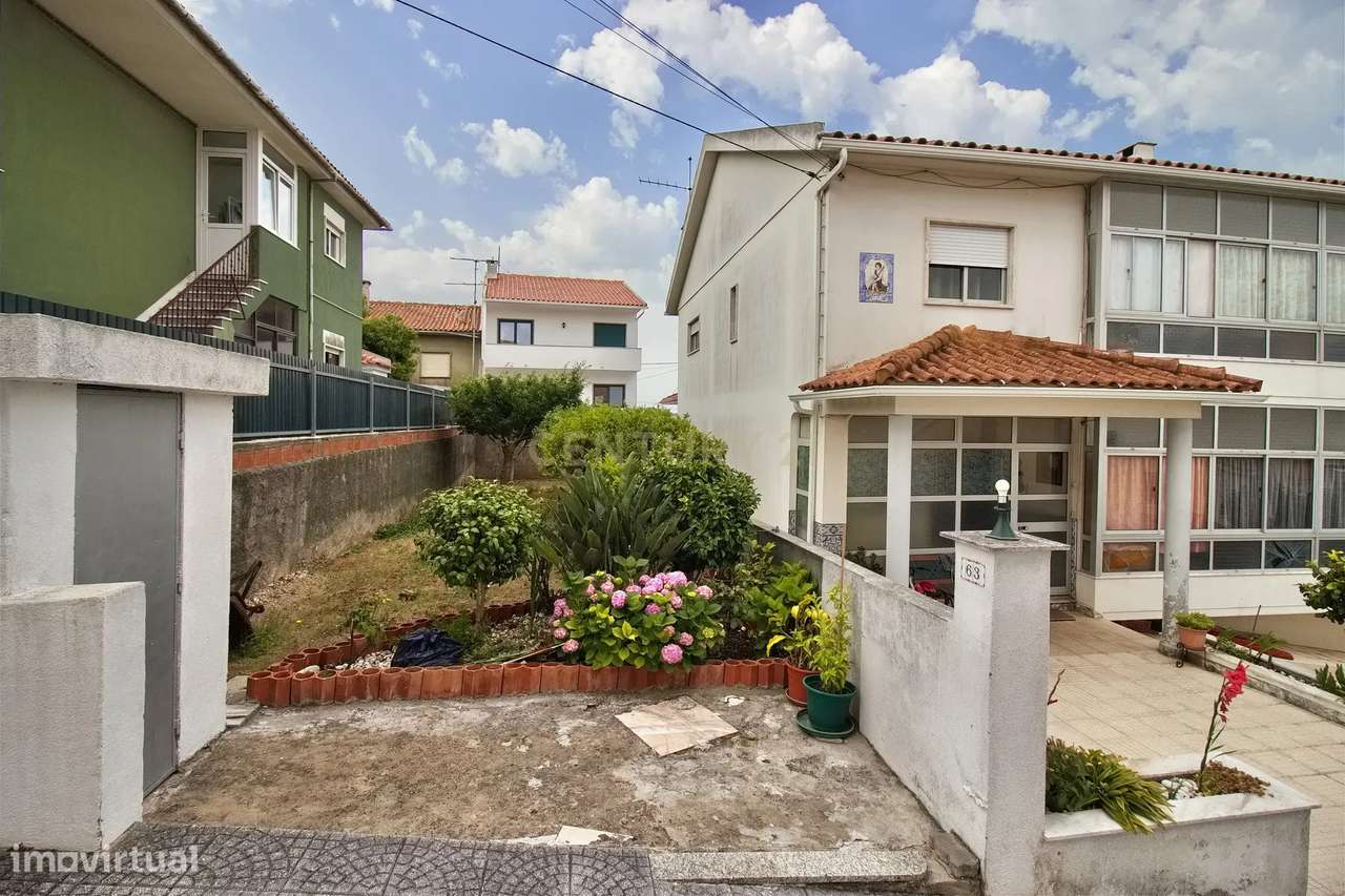 Moradia Independente T4 em Porto Salvo - Grande imagem: 3/30