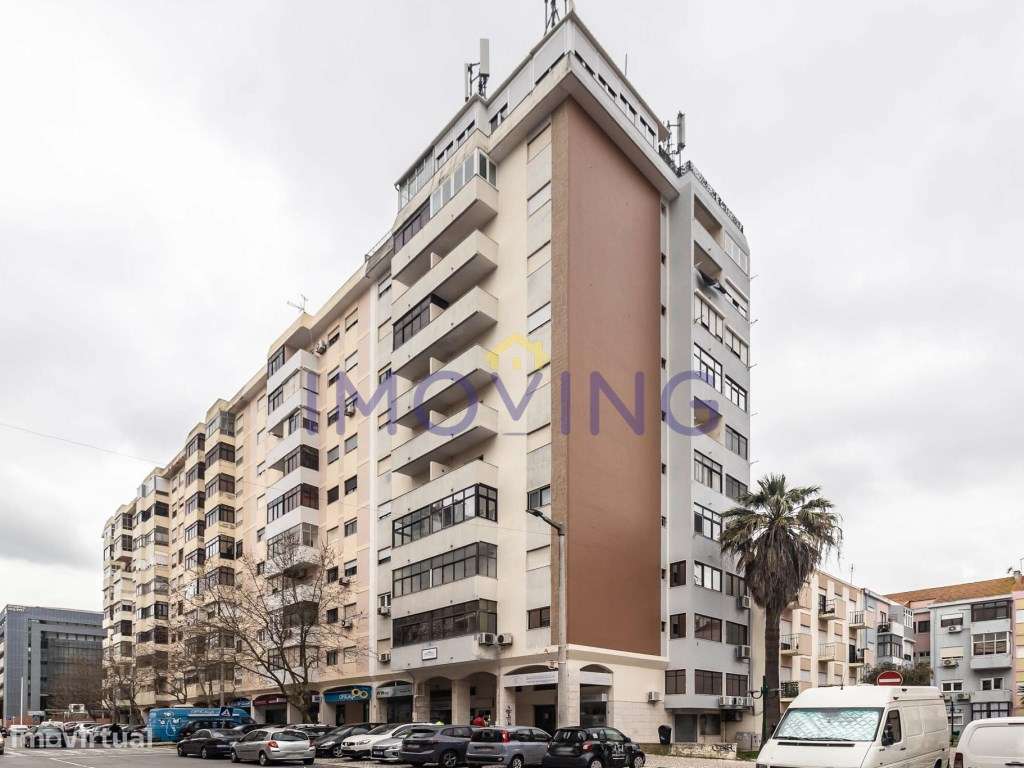 Apartamento T3 na Avenida Santa Maria-39