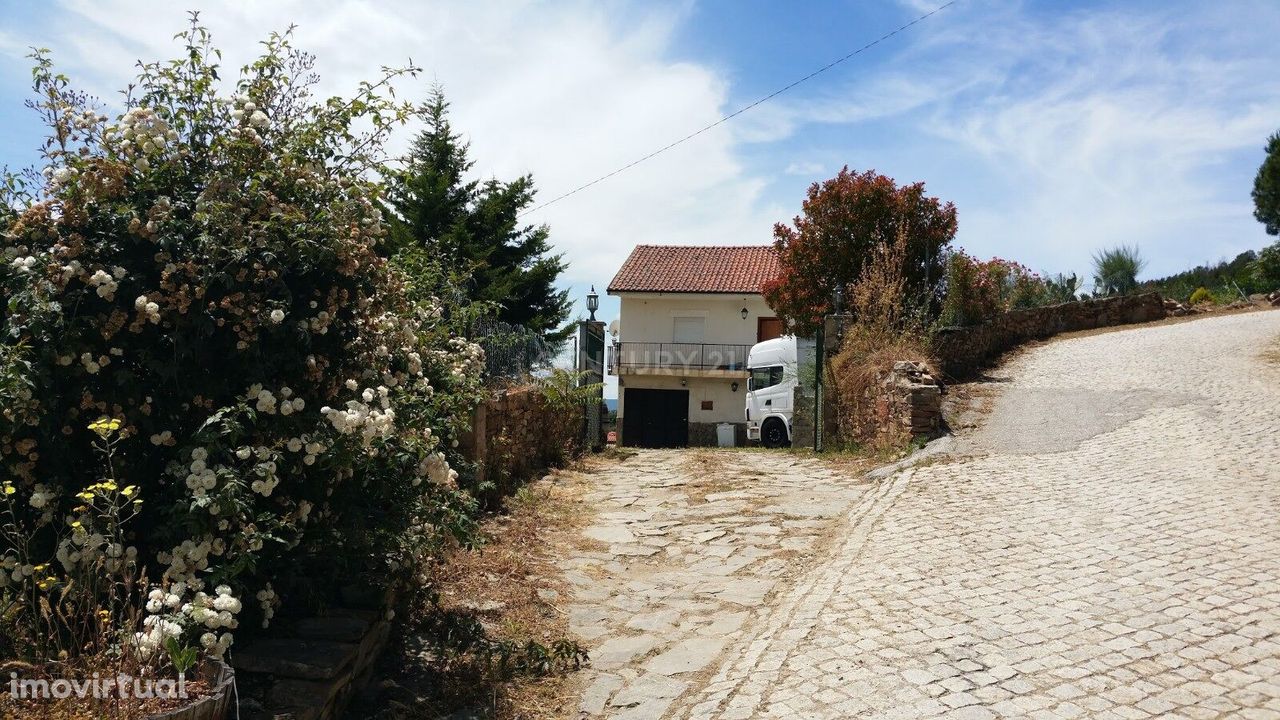 Moradia T3 em Franco, Mirandela com terreno de 29.027 m2