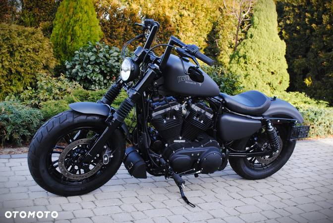 Harley-Davidson Sportster Forty-Eight - 3