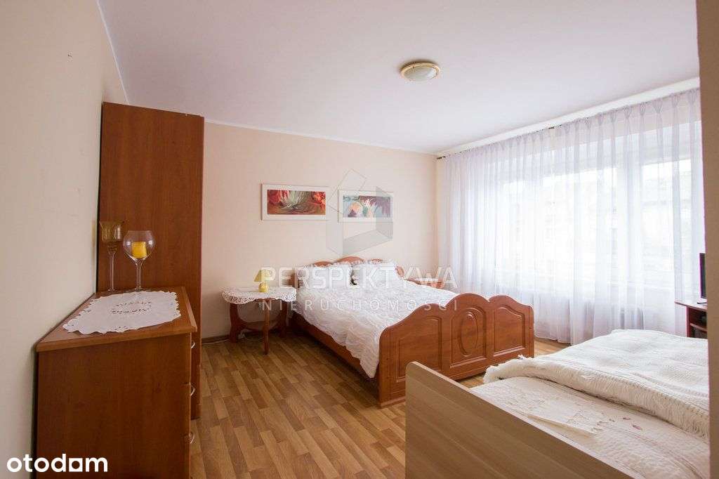 Dom W Zabudowie Szeregowej. Os. Zastalowskie-5