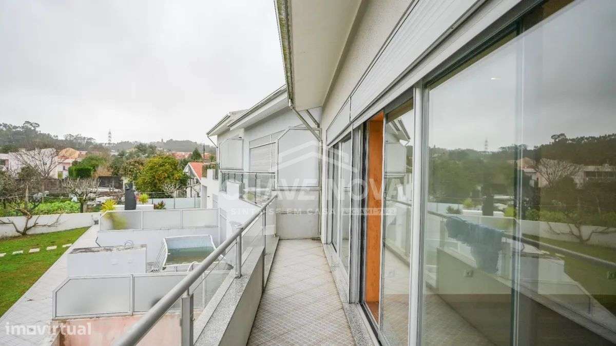 Moradia Geminada V4, situada em Pedroso,Carvalhos Vila Nova de Gaia.-29