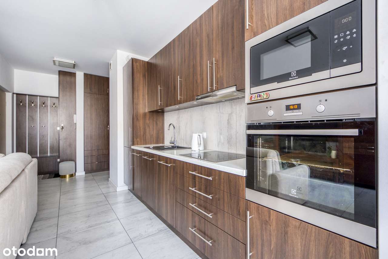 ul. Kolska, apartamentowiec, 3 pokoje, 2 balkony, m.postojowe, komórka-5
