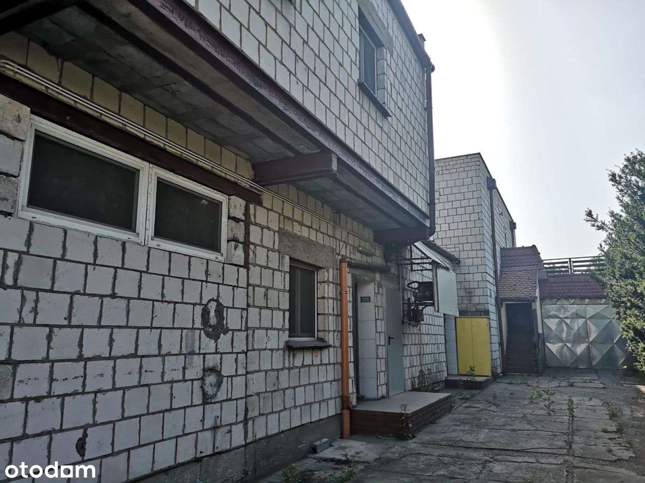 300m2 HALA PRODUKCYJNA Z BIUREM i 100m2 mieszkanie - Pełny obrazek: 3/20