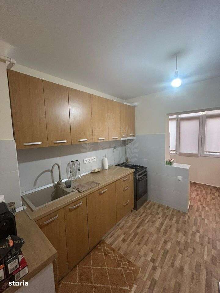 APARTAMENT 2 CAMERE// 9 MAI//STR. PADINA - Imagine principală: 4/8