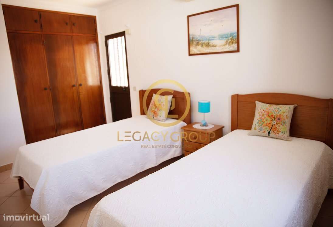 Exclusiva Moradia T3+1 mobilada, com 2 piscinas a apenas 5 minutos...-13