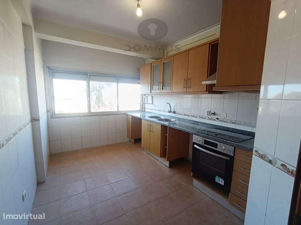 Apartamento T2 com Varanda | Queluz - Pendão - Grande imagem: 3/28
