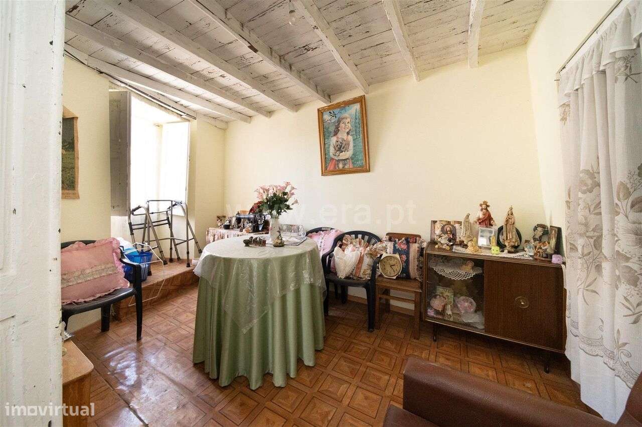 Moradia em Banda T1 / Belmonte, Caria - Grande imagem: 5/12