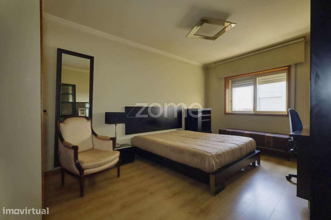 T3 2º, box aberta, 2 frentes 250m da Praia, Av Serpa Pinto, Matosin... - Grande imagem: 4/50