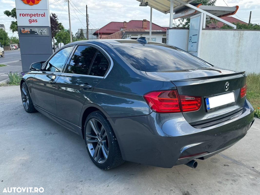 BMW Seria 3 320d Aut. Sport Line - 4