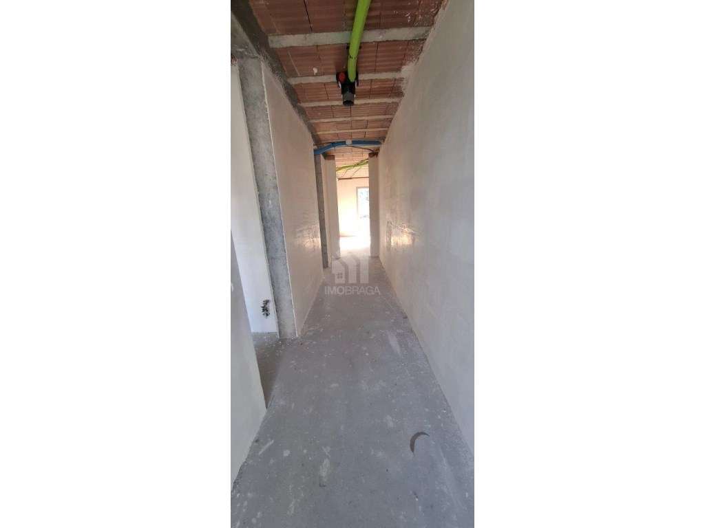 Moradia Geminada T3 Nova para Venda em Rendufinho - Póvoa de Lanhoso-12