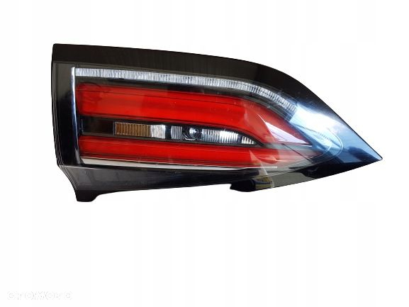 RENAULT ESPACE 5 LAMPA W KLAPĘ PRAWY TYŁ TYLNA - 14