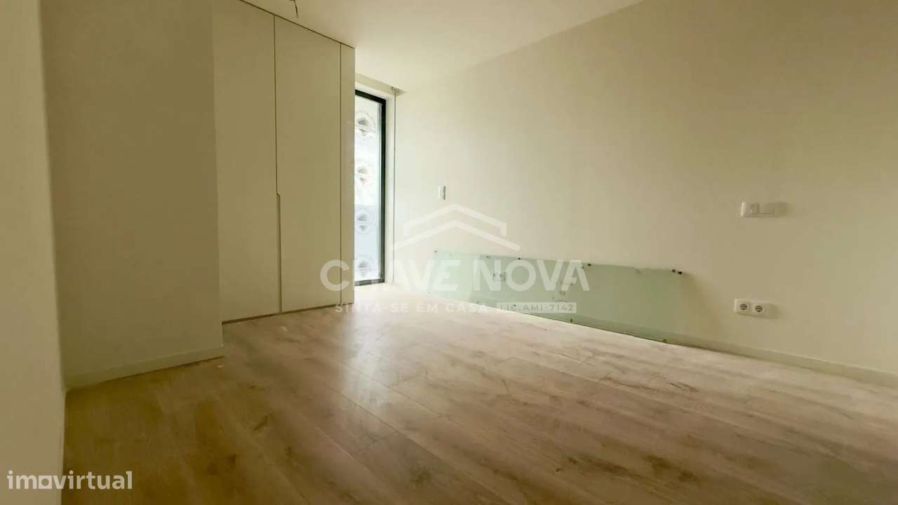 T1 Novo com lugar de garagem e Piscina -Oporto Luxury Residences - Grande imagem: 4/14