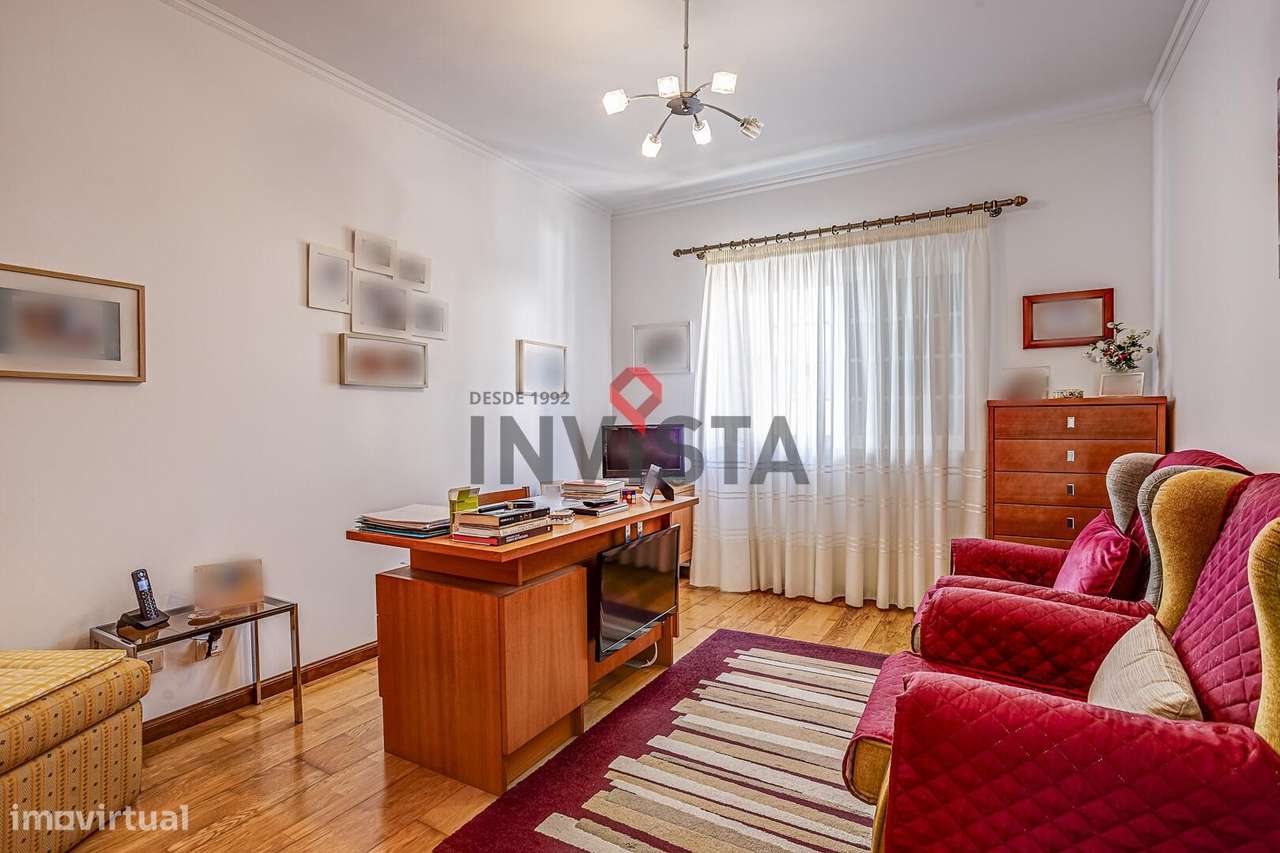 Moradia T3 com garagem para três carros-21