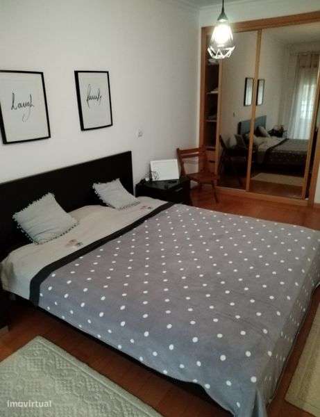 Apartamento T1+1  em Buarcos, 200 metro do mar, vistas magníficas - Grande imagem: 5/7