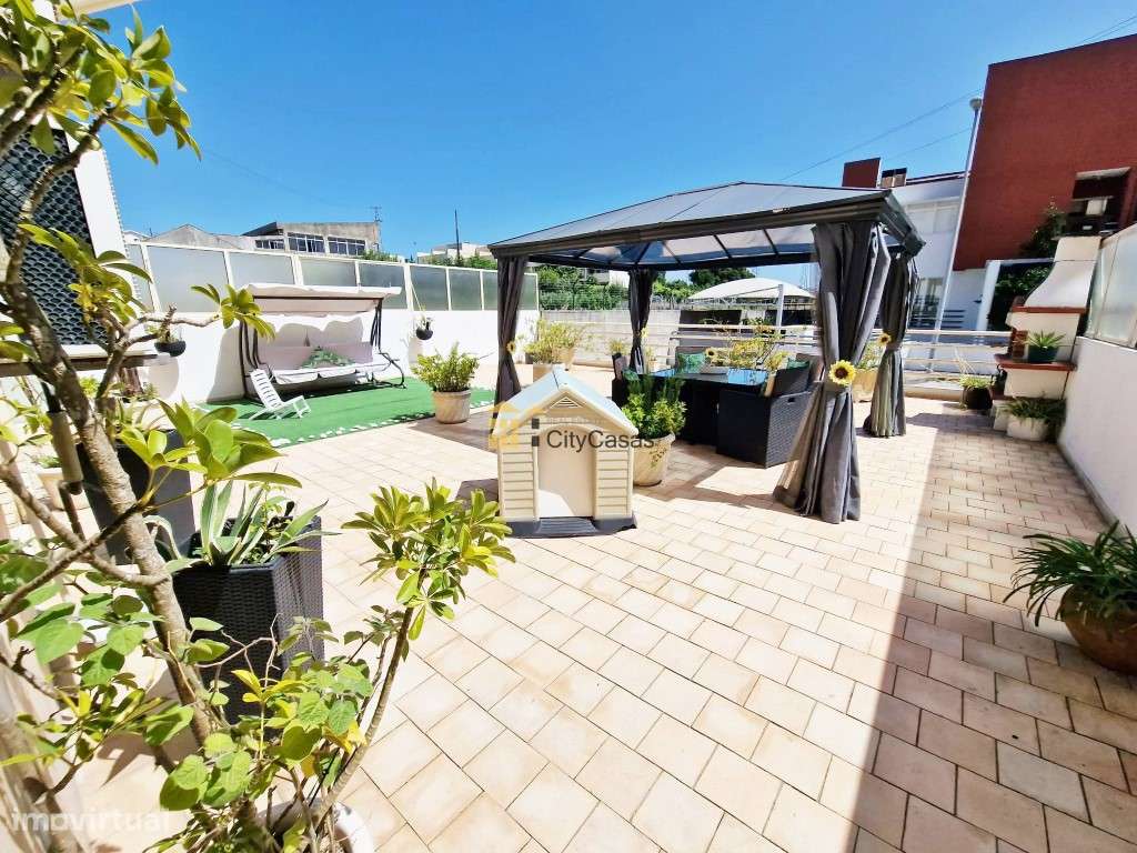 Apartamento T3 c/ Terraço e L. Garagem | Rio Tinto-25