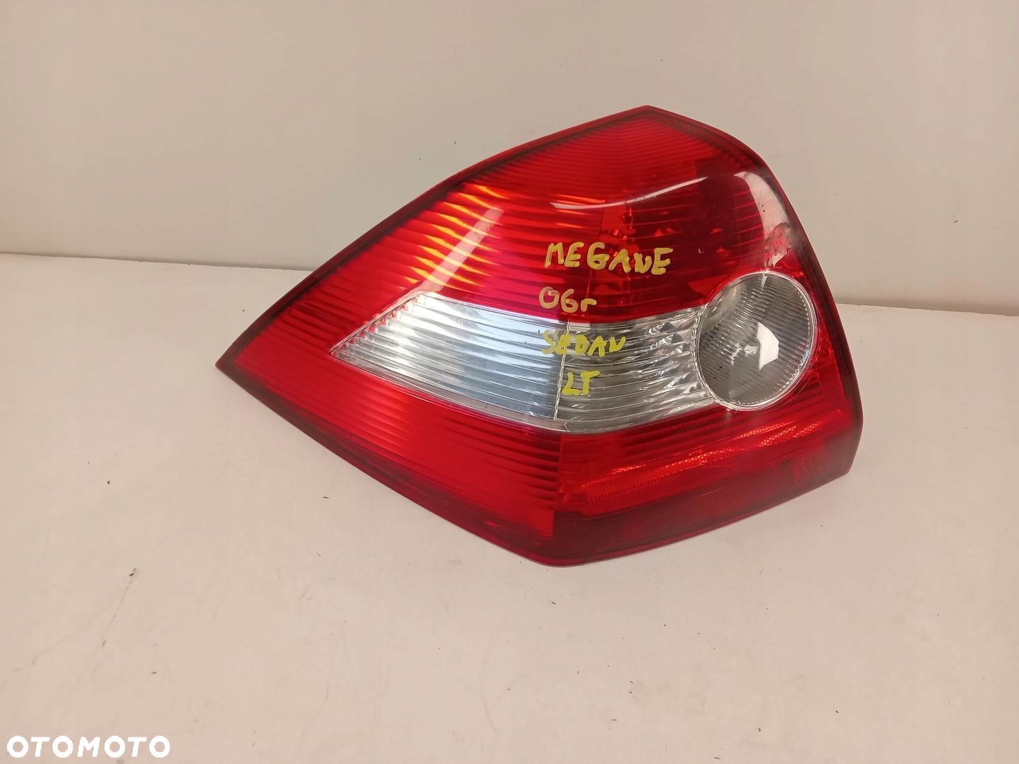 LAMPA LEWA TYLNA RENAULT MEGANE II 06-08 - 1