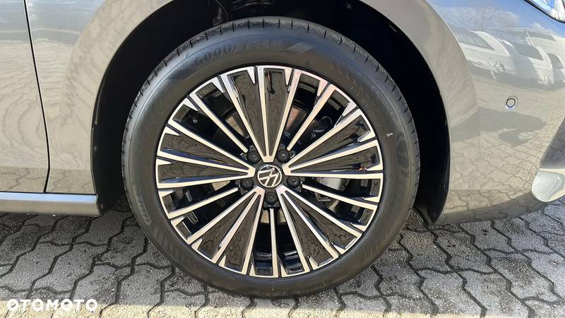 Volkswagen Passat 1.5 TSI ACT mHEV Elegance DSG - 38