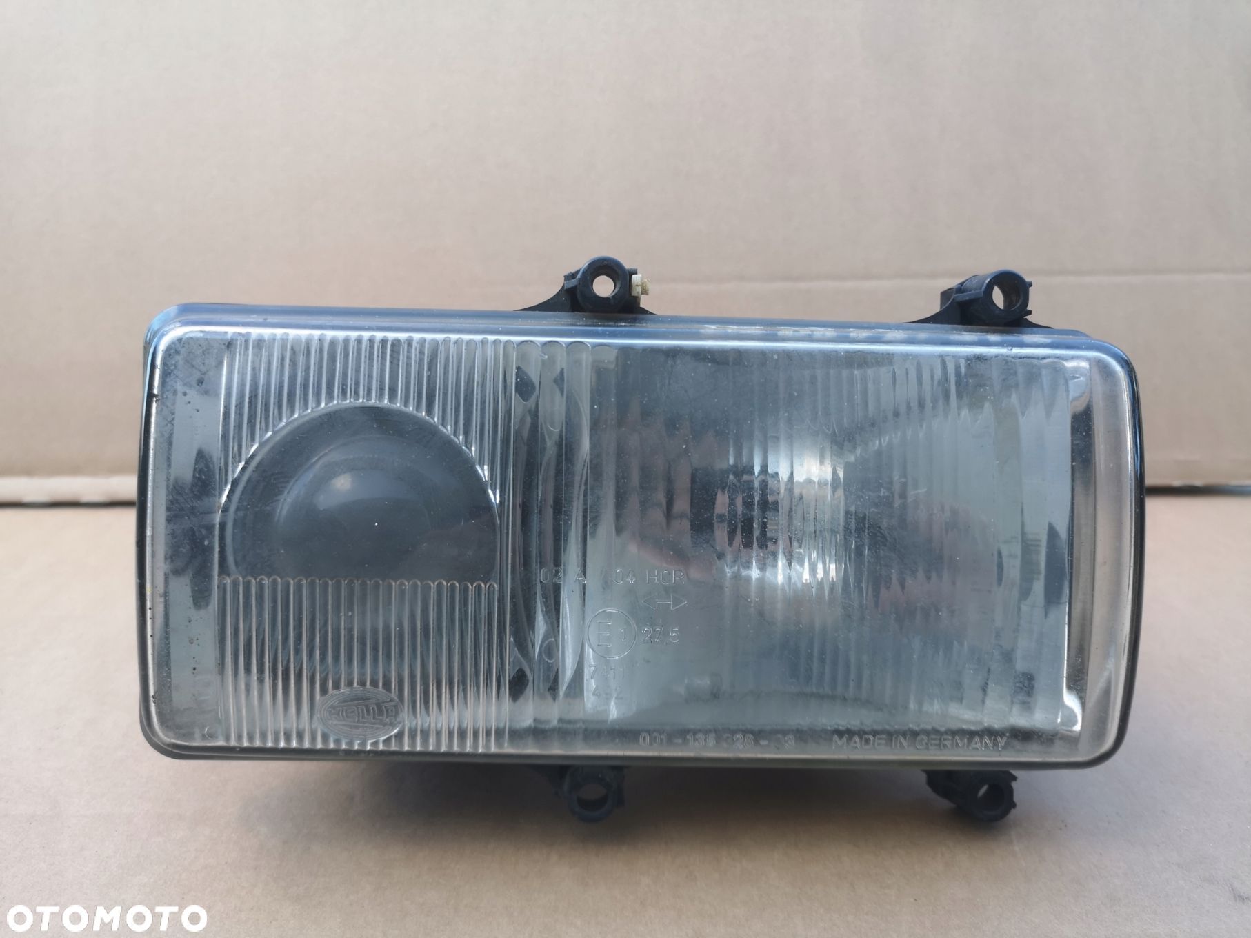 LAMPA REFLEKTOR PRAWY HELLA FERRARI 348 355 456GT F40 - 1