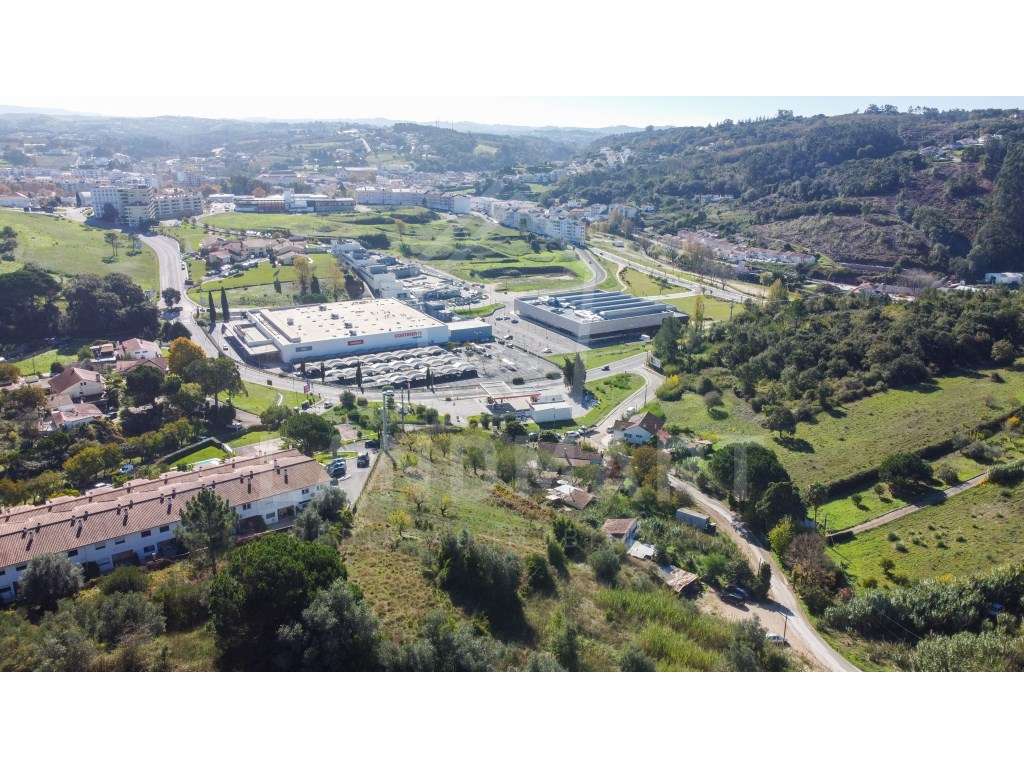 Moradia T2 + 1, Centro de Alcobaça-18