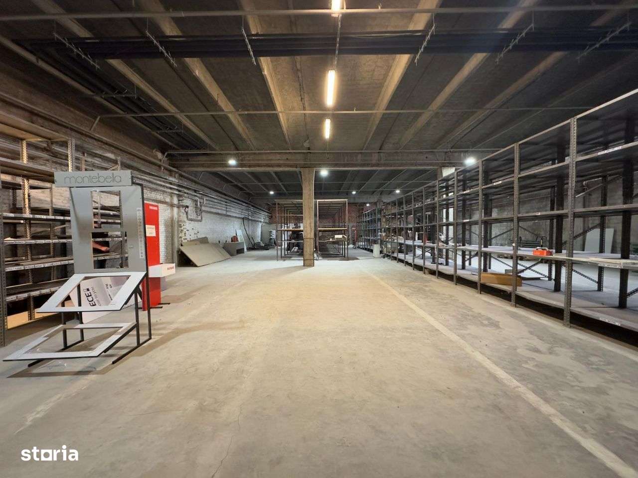 Hale 50, 228, 430, 595mp, zona Carrefour Felicia, C. Chisinaului 26 - Imagine principală: 3/6