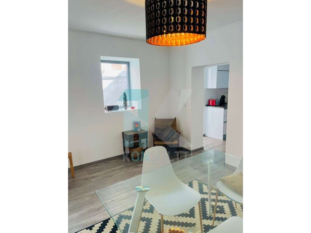 Moradia T3 + T2 em São João do Estoril - Alapraia-42