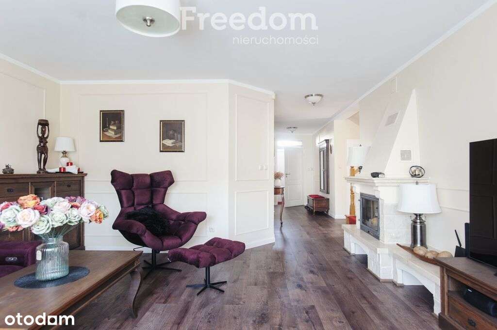 Nowoczesny i funkcjonalny dom z fotowoltaiką - Pełny obrazek: 2/20