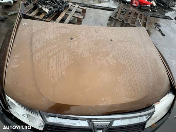 Vand fata completa Dacia Duster anul 2011 - 5