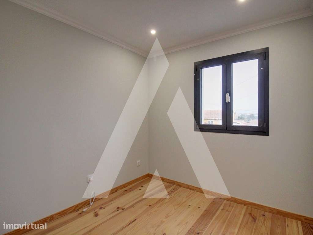 Moradia T2 na Amoreira do Repolão-21