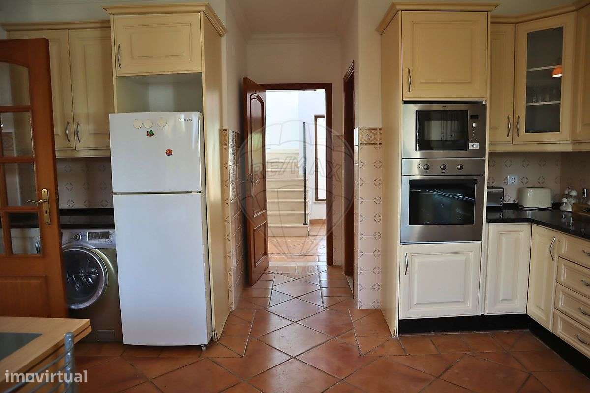 Moradia T4 para venda-27