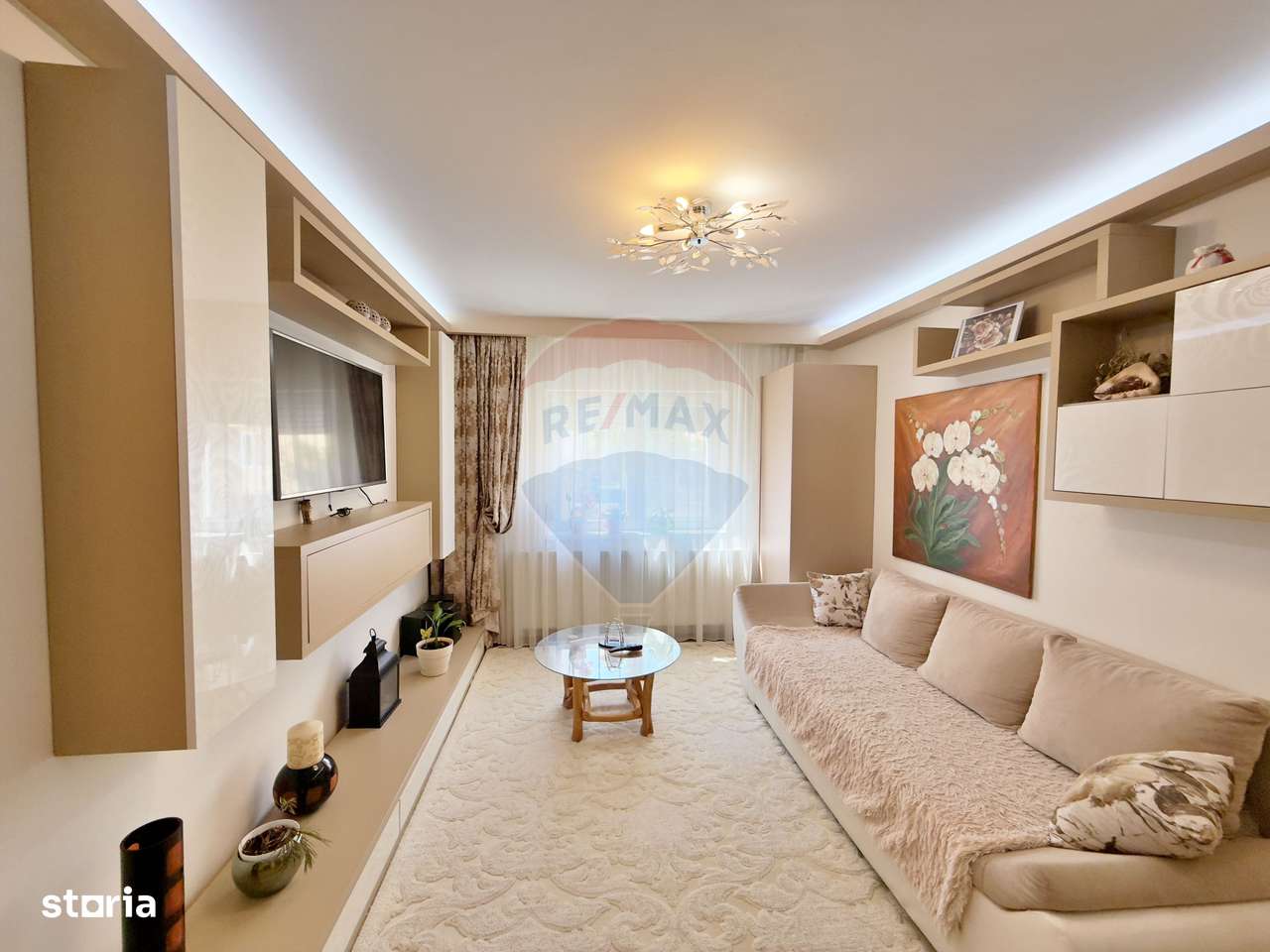 Apartament cu 4 camere de închiriat (piața „Mihai Viteazul”) - Imagine principală: 3/16