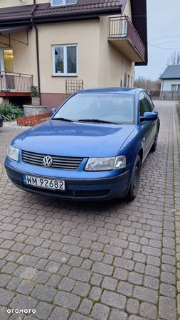 Volkswagen Passat 1.9 TDI - 1
