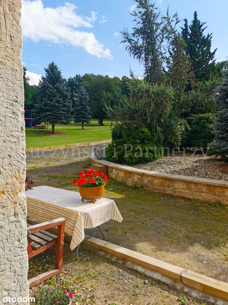 Wyjątkowa posiadłość z nieograniczonym potencjałe-8